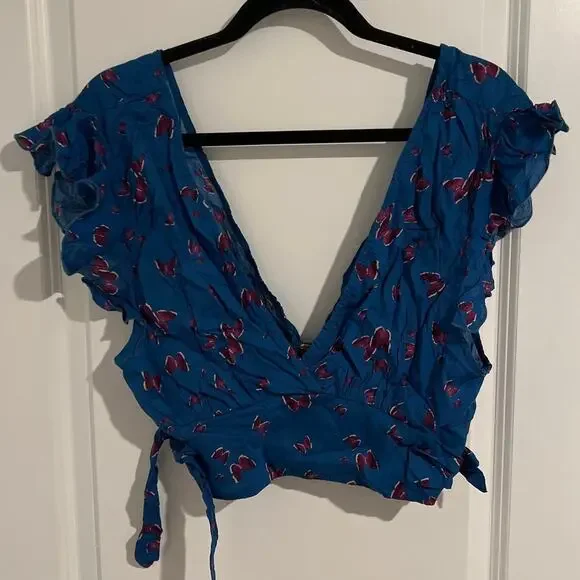 Free People Butterfly Pretty Dayz V-Neck Crop Blouse Top Blue Womens Size Large - Picture 2 of 8